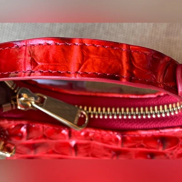NWT Brahmin Lollie in RED EMBRACE Melbourne Micro Bag Wristlet